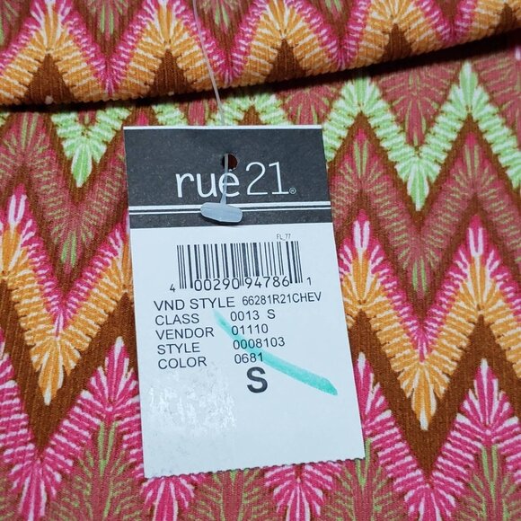 Rue21 Tube Tank Top Womens S Multicolor Chevron Sleeveless Straps Stretch New - Picture 7 of 9